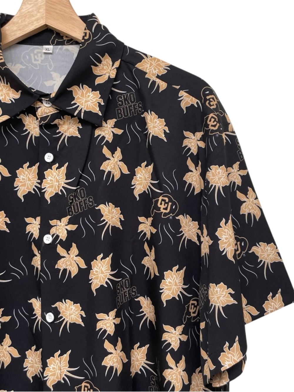 CU Buffs Collegiate Hawaiian Shirt - CU Colorado Buffalo Bison Logo - Men’s XL